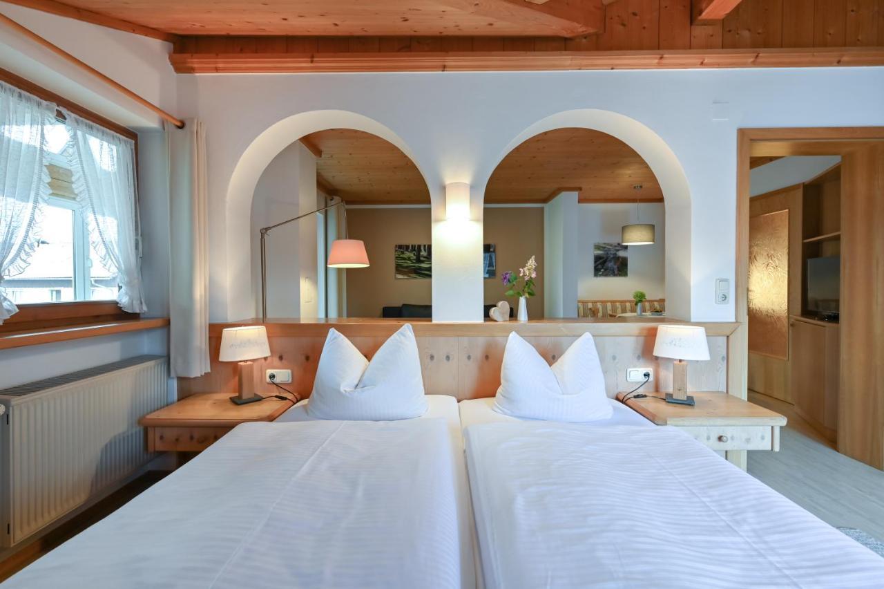 Landhaus Grobert Seeg Luaran gambar