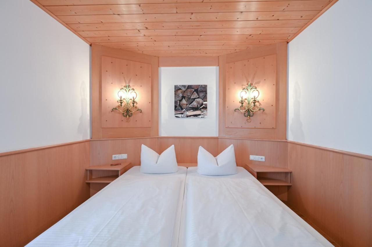 Landhaus Grobert Seeg Luaran gambar